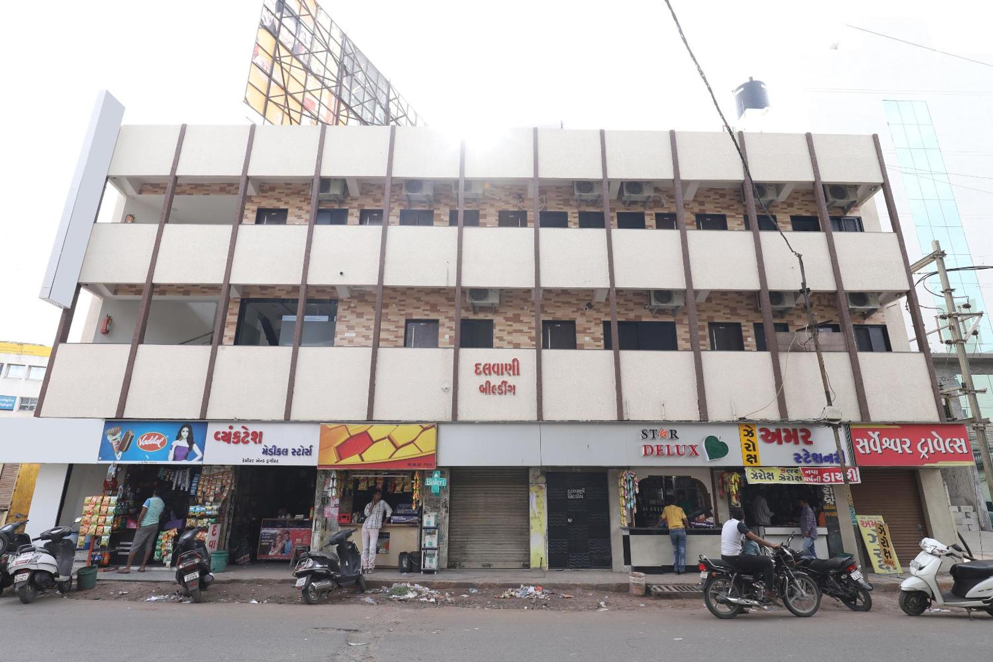 Nova Hotel Star Palace راجكوت المظهر الخارجي الصورة