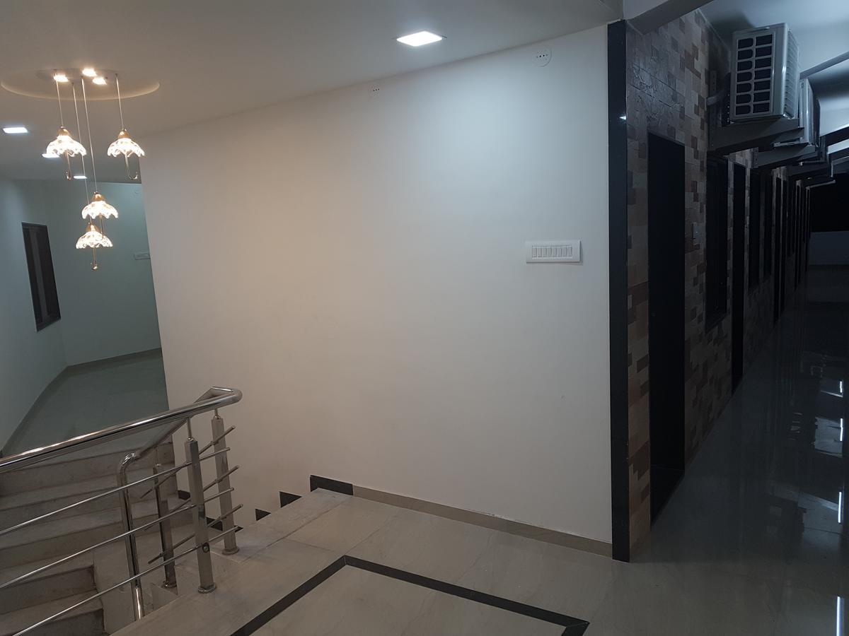 Nova Hotel Star Palace راجكوت المظهر الخارجي الصورة
