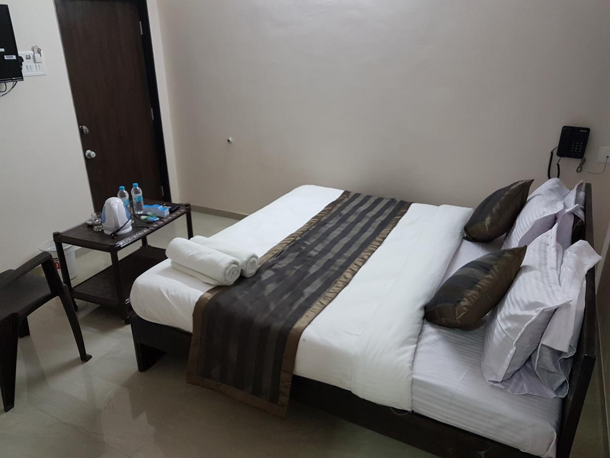 Nova Hotel Star Palace راجكوت المظهر الخارجي الصورة