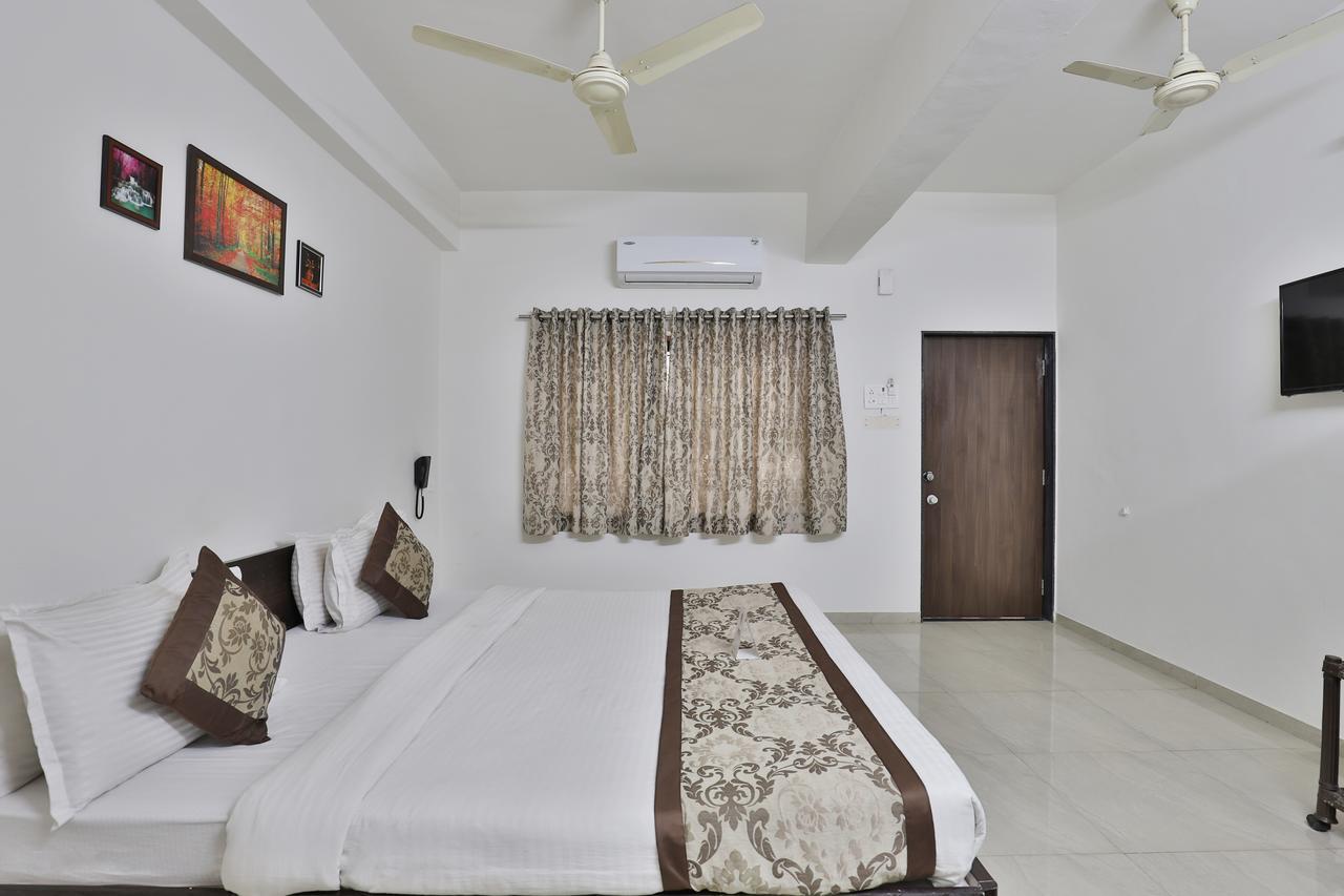 Nova Hotel Star Palace راجكوت المظهر الخارجي الصورة