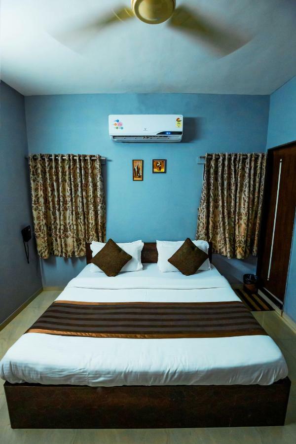 Nova Hotel Star Palace راجكوت المظهر الخارجي الصورة